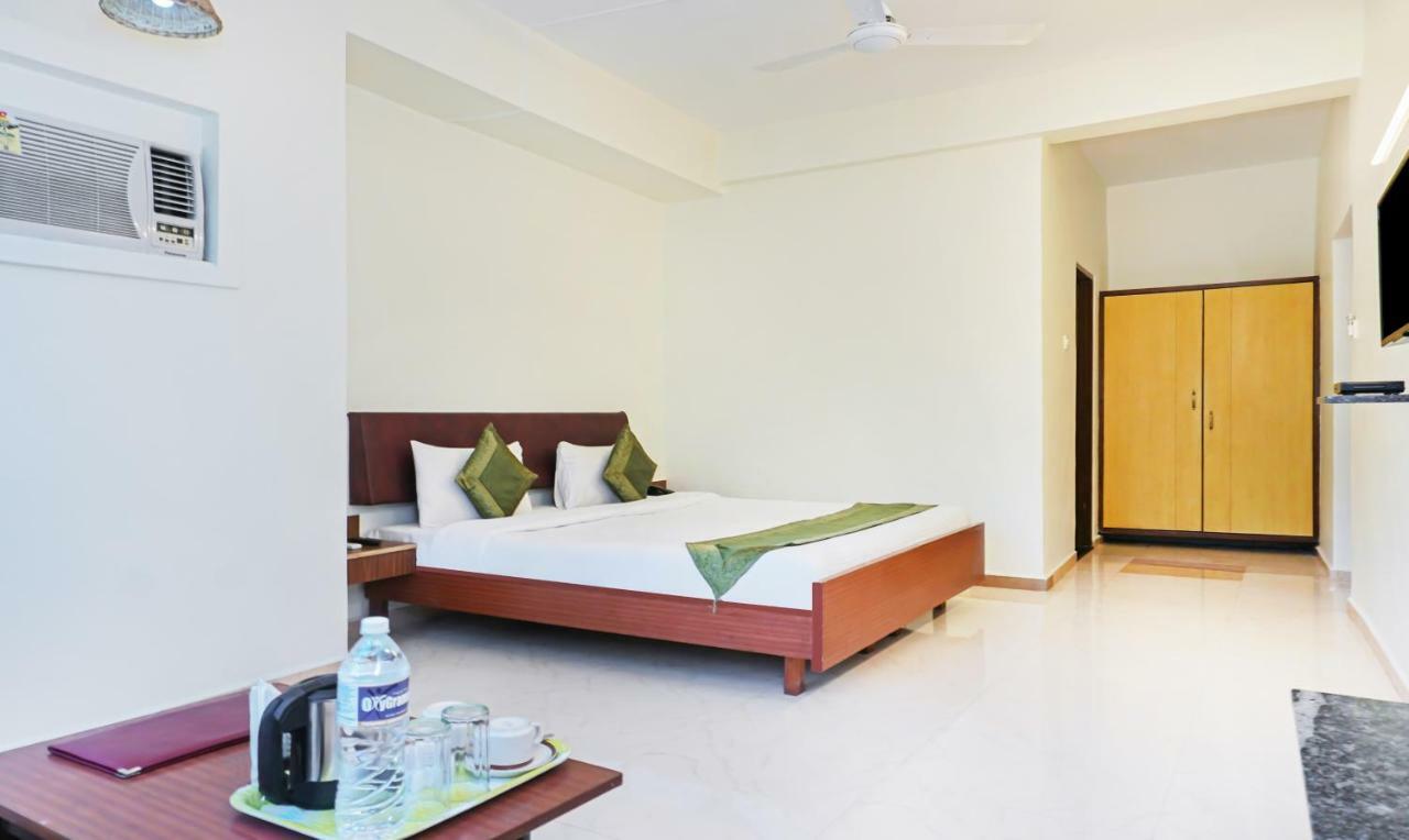 Hotel Lions Den Lonavala Exterior photo